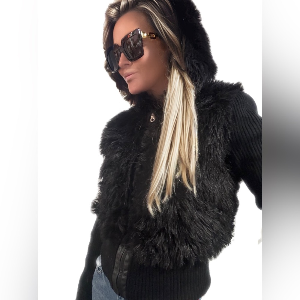 Black faux fur women's bomber jacket, excellent condition. Zips w/ furry hood!